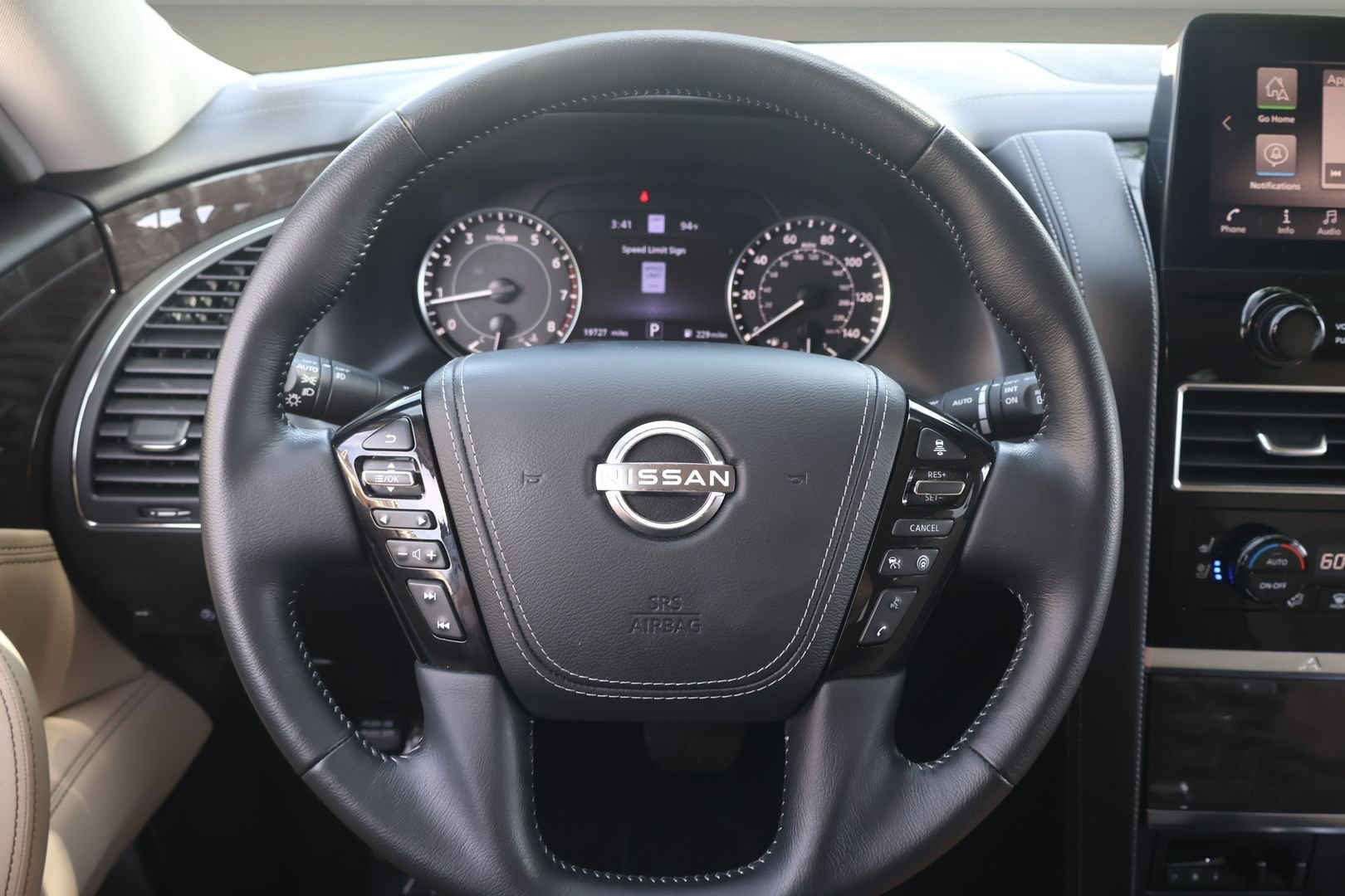 Used 2024 Nissan Armada Platinum w/ Captain's Chairs Package RWD image 20