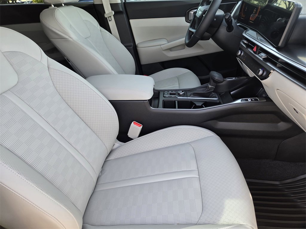 New 2026 Kia Sorento S image 10