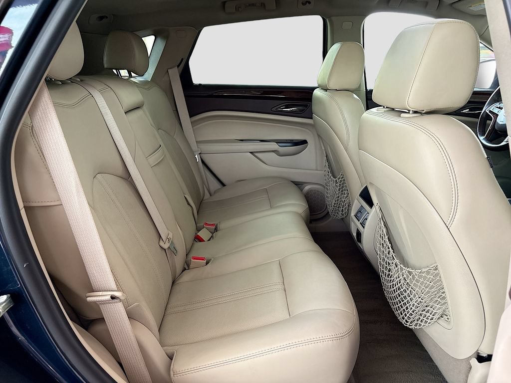 Used 2015 Cadillac SRX Luxury w/ Driver Awareness Package FWD image 22