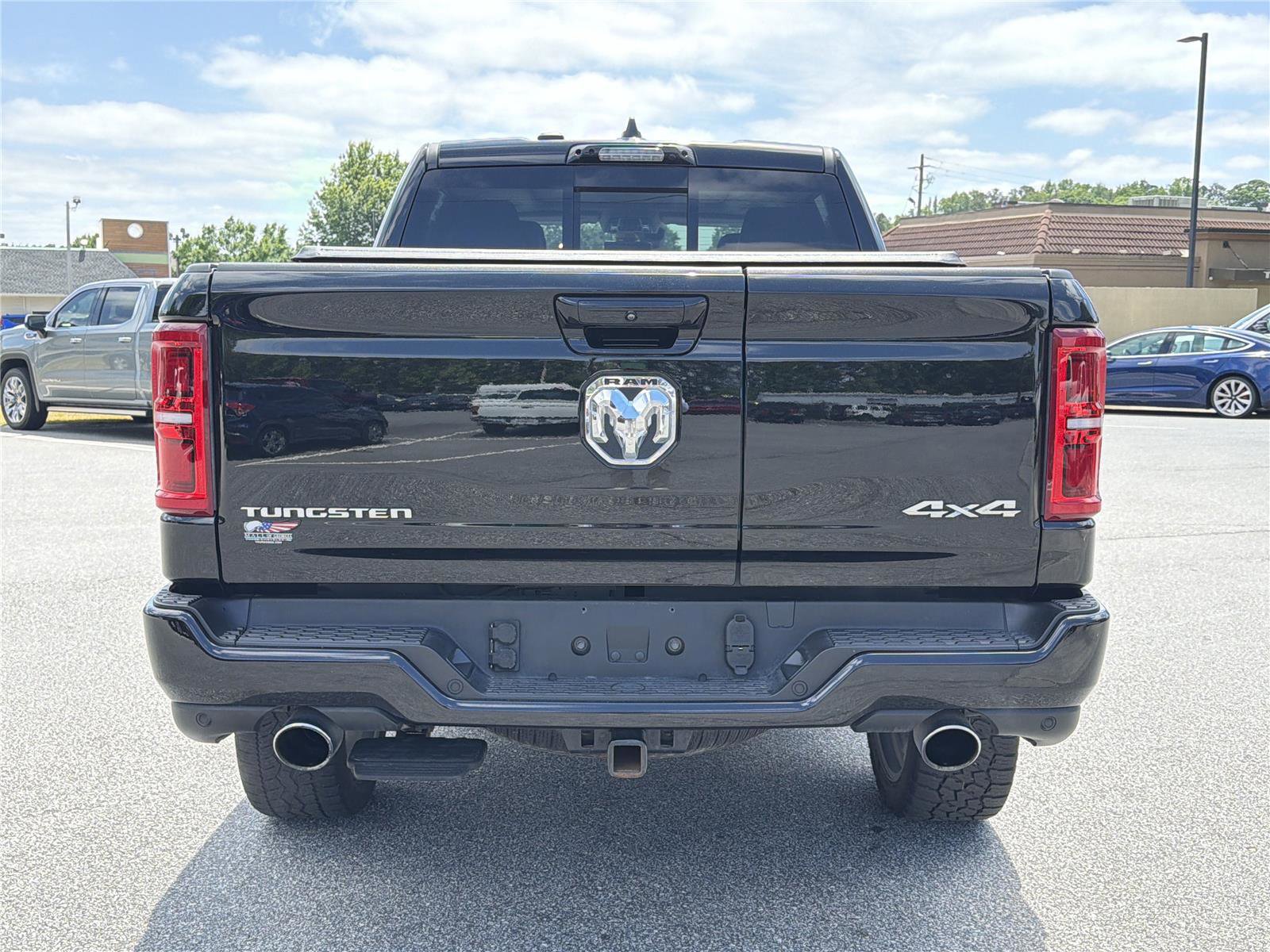 Used 2025 RAM 1500 Tungsten w/ Off Road Group AWD/4WD image 6