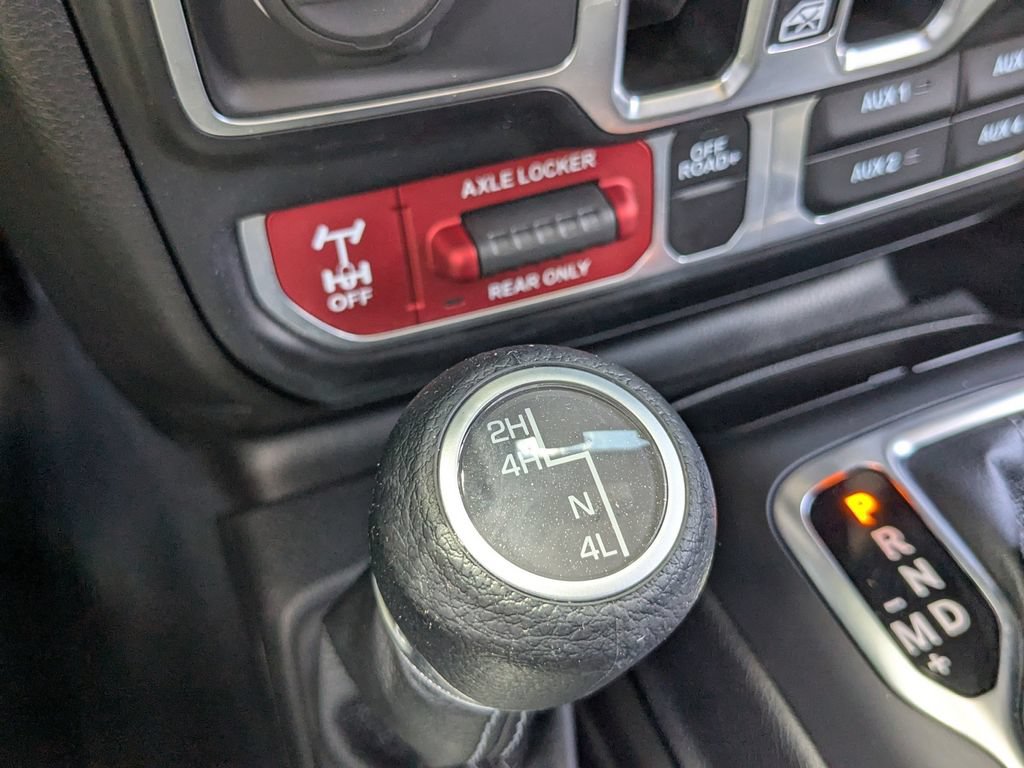 Used 2024 Jeep Gladiator Mojave AWD/4WD image 28