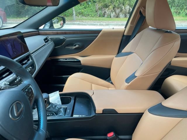 Used 2023 Lexus ES 350 w/ Premium Package FWD image 9