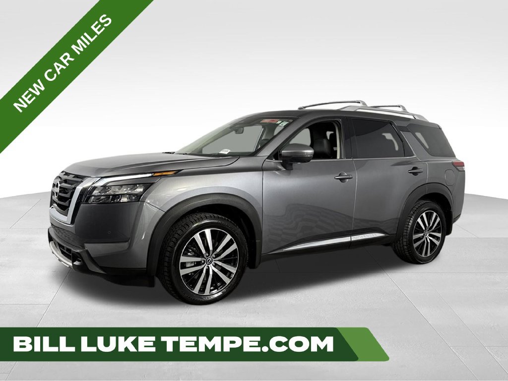 Used 2025 Nissan Pathfinder Platinum w/ Cargo Package