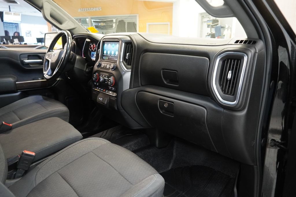 Used 2019 Chevrolet Silverado 1500 RST w/ All-Star Edition AWD/4WD image 34