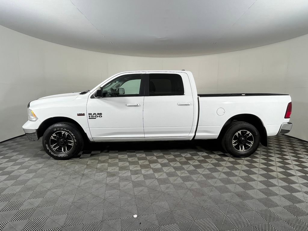 Used 2020 RAM 1500 Classic SLT image 9
