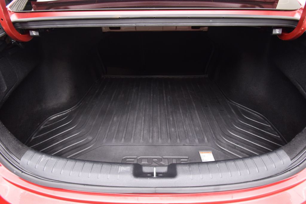 Used 2021 Kia Forte GT image 29