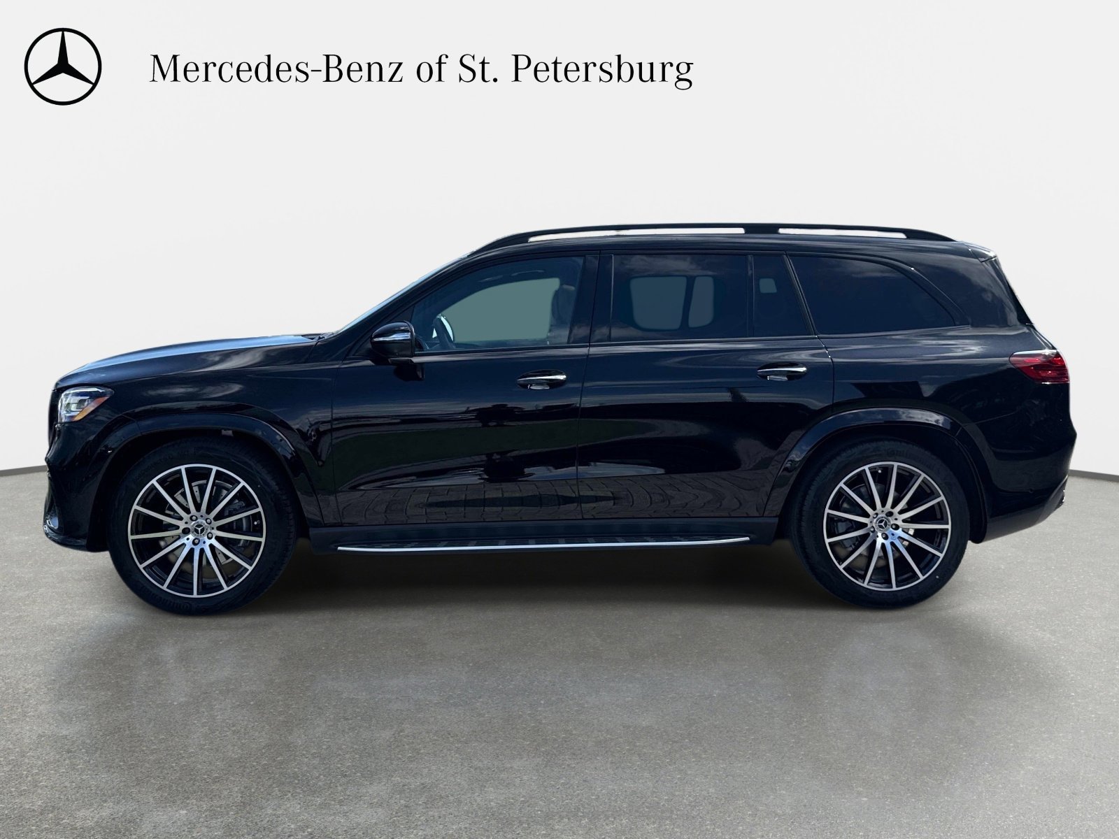 New 2026 Mercedes-Benz GLS 450 4MATIC image 3