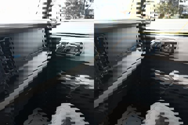 Used 2023 Ford Bronco Wildtrak image 28