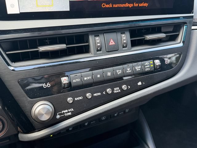 Used 2025 Lexus ES 350 Ultra Luxury w/ Accessory Package (Z2) FWD image 24