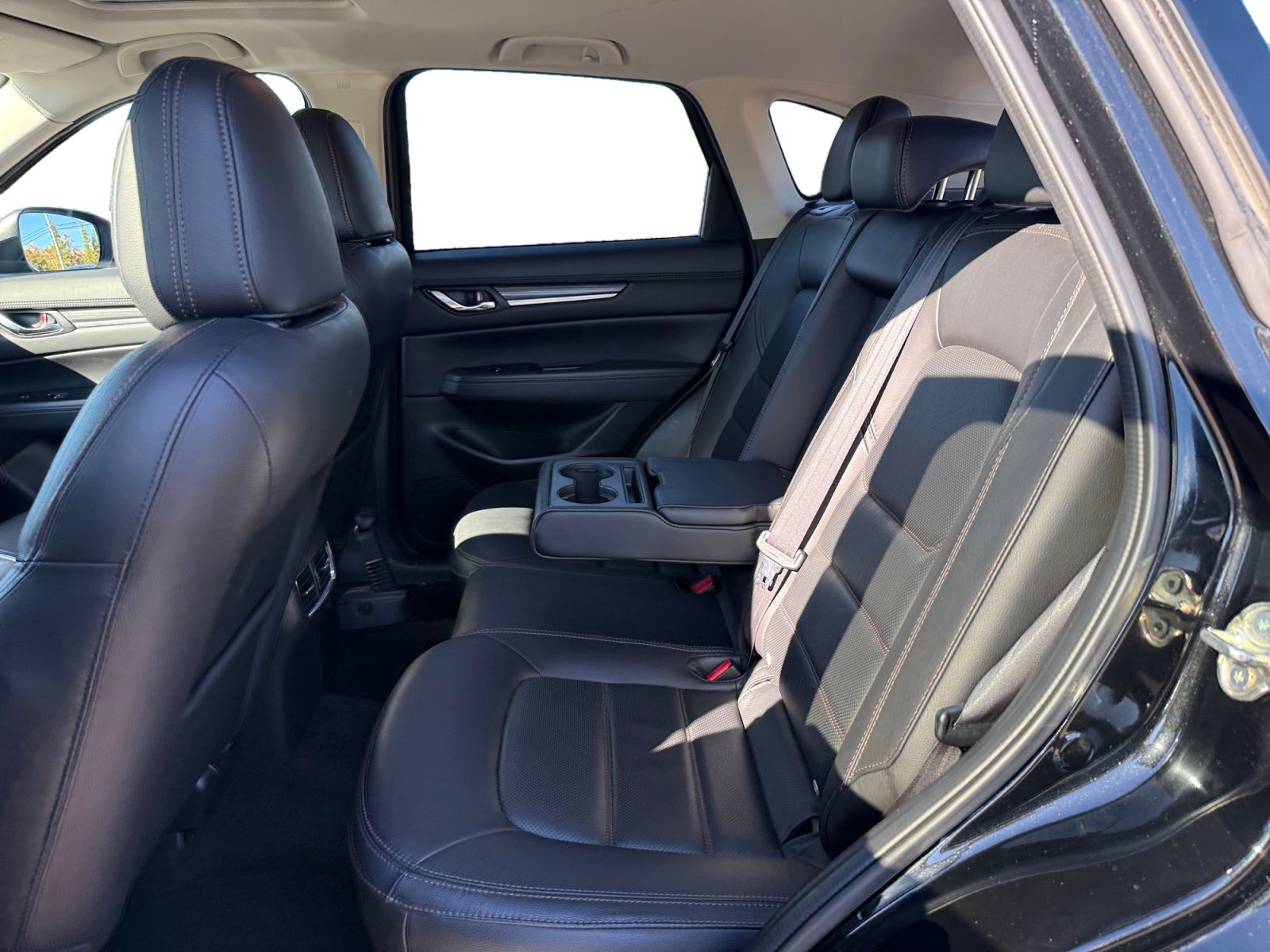 Used 2022 MAZDA CX-5 AWD 2.5 S w/ Premium Package image 16