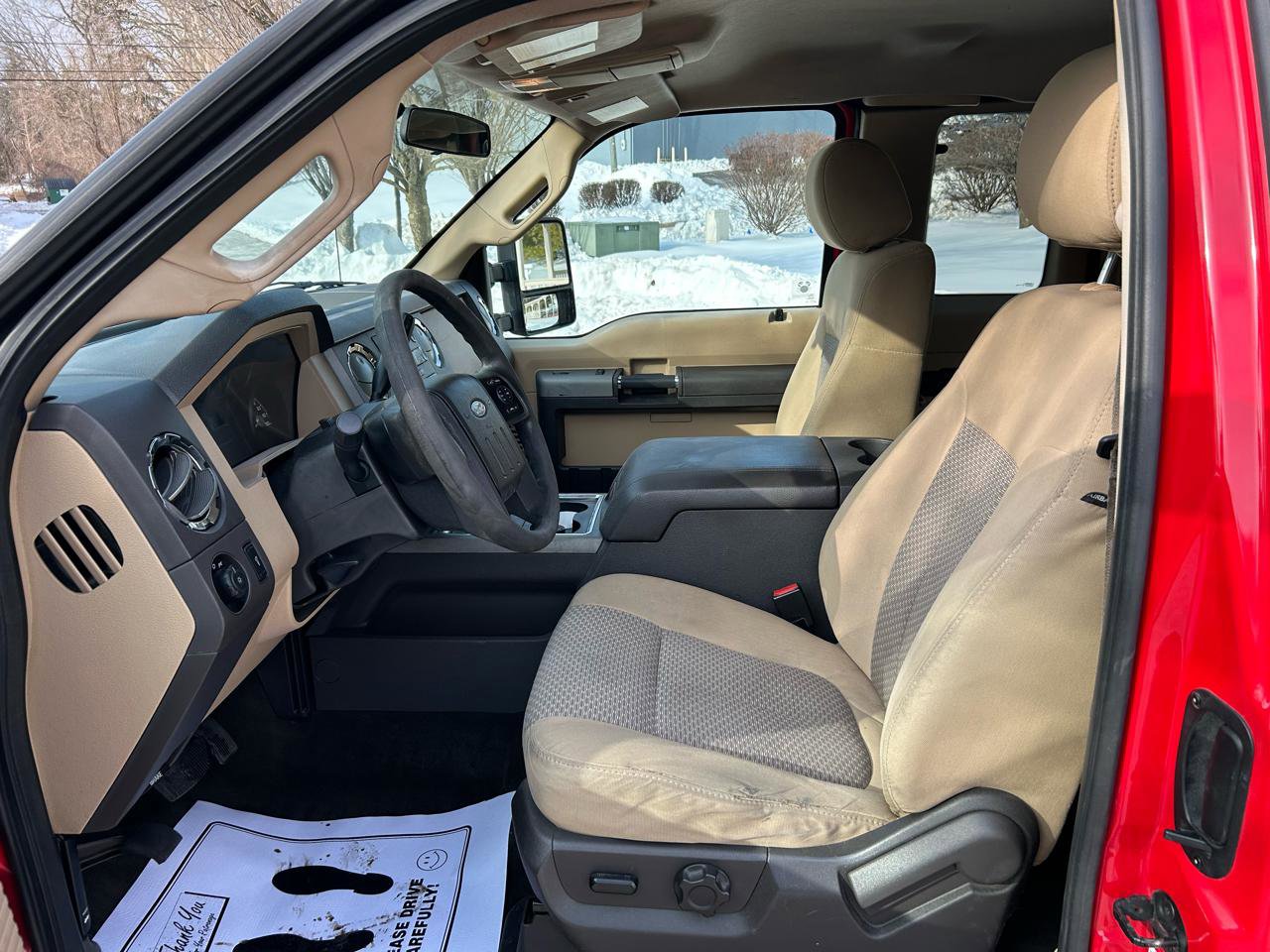 Used 2015 Ford F350 XLT w/ Camper Package image 11