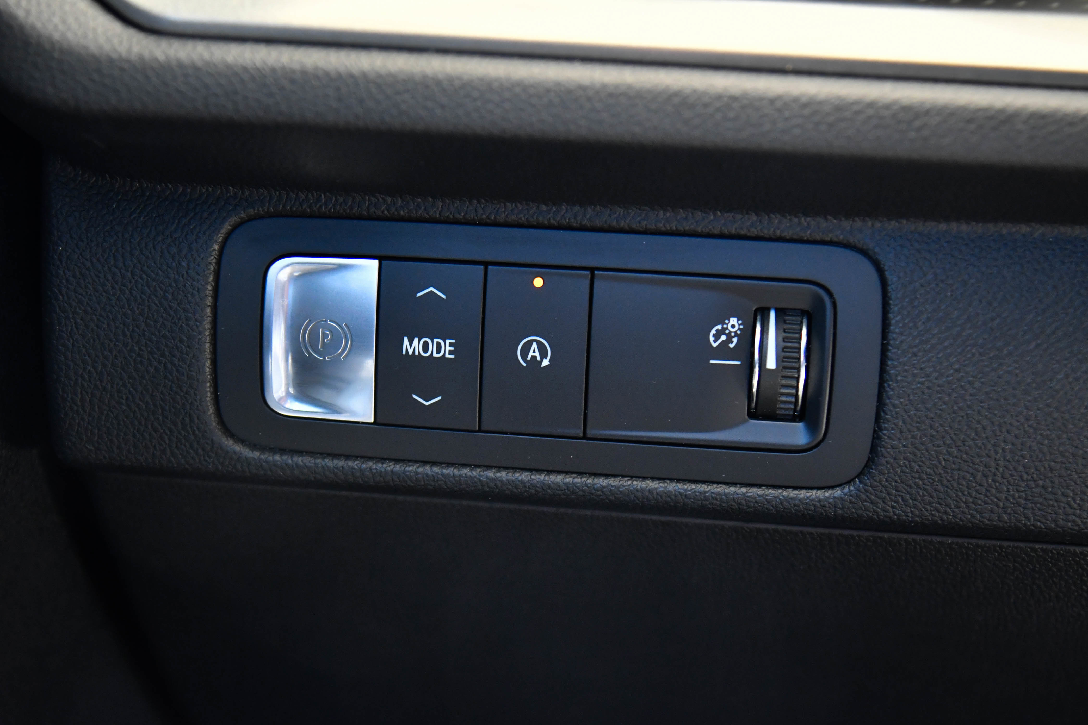 Used 2024 Chevrolet Traverse LT image 39
