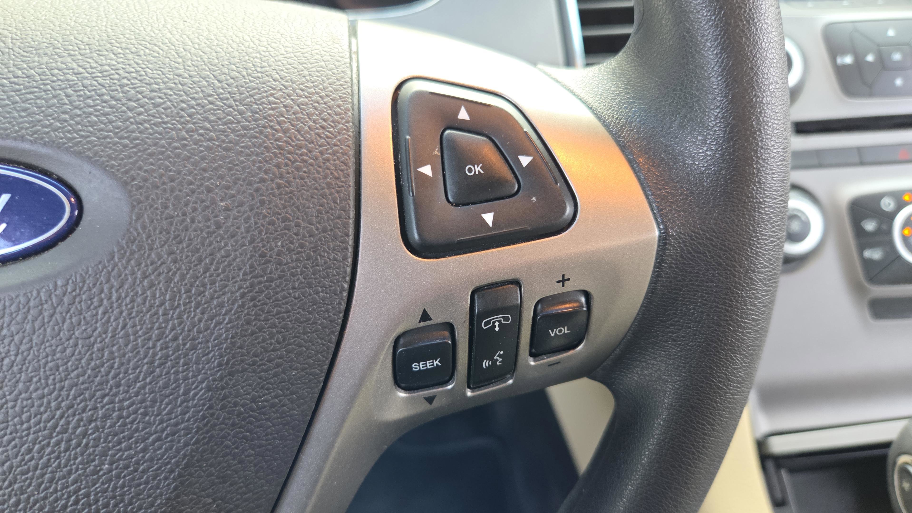 Used 2018 Ford Taurus SE image 24