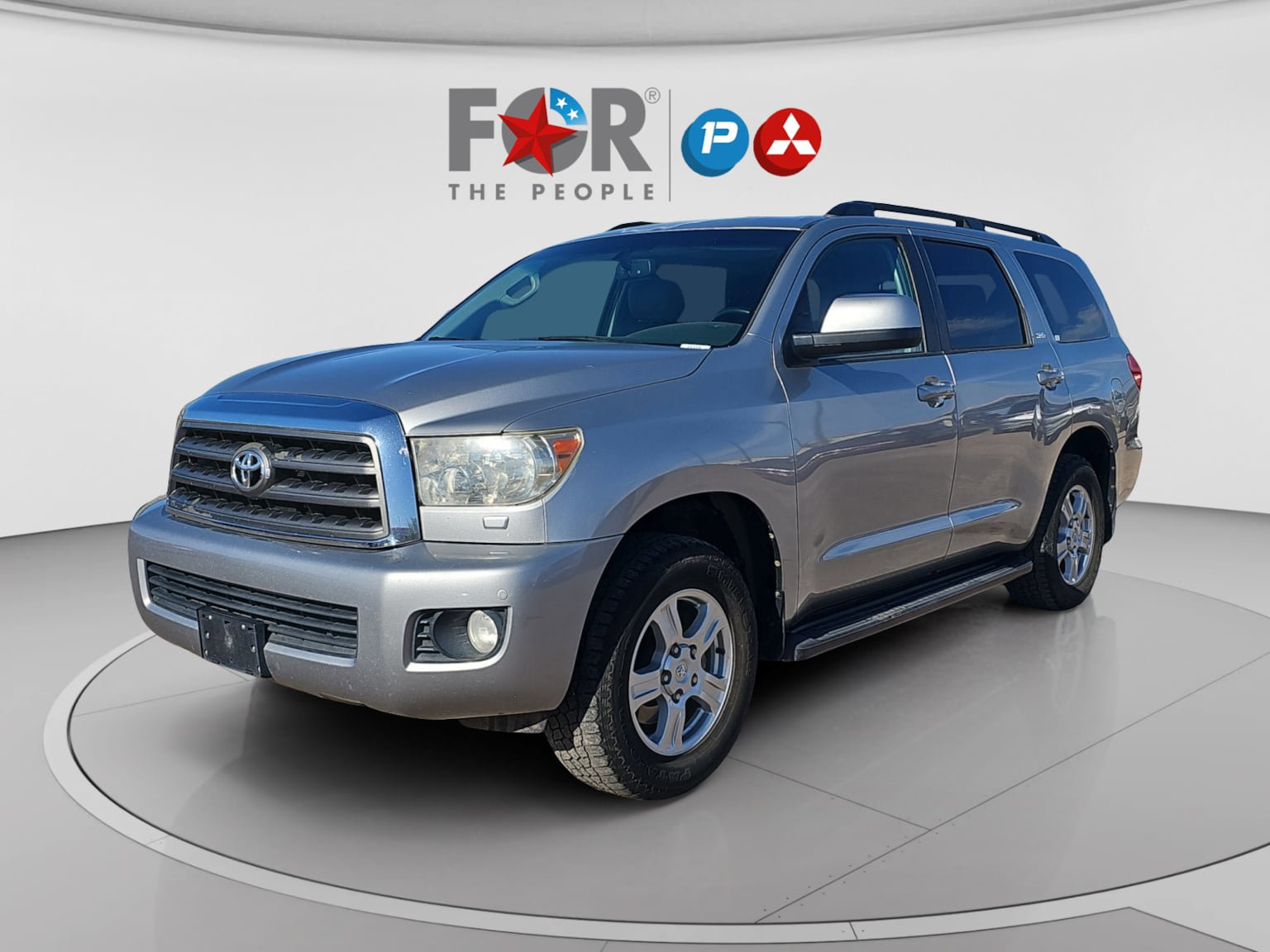 Used 2016 Toyota Sequoia SR5 w/ Premium Package image 1