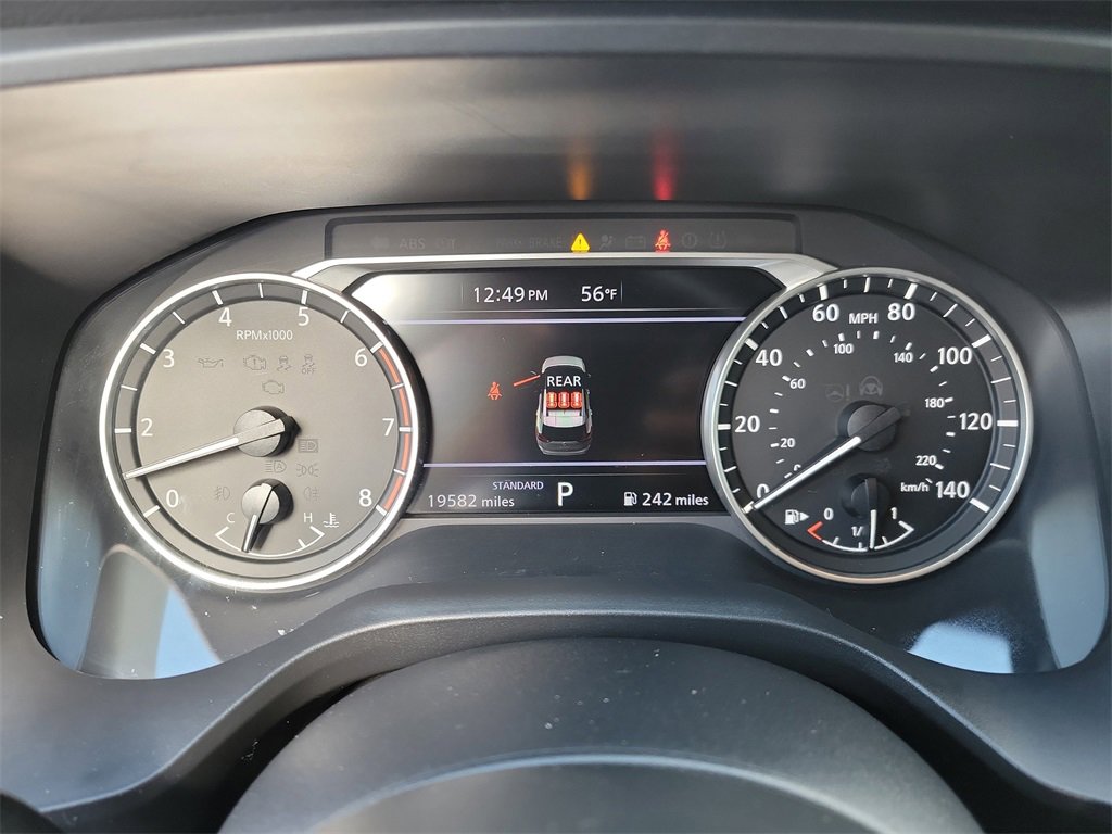 Used 2024 Nissan Rogue SV w/ SV Premium Package image 27