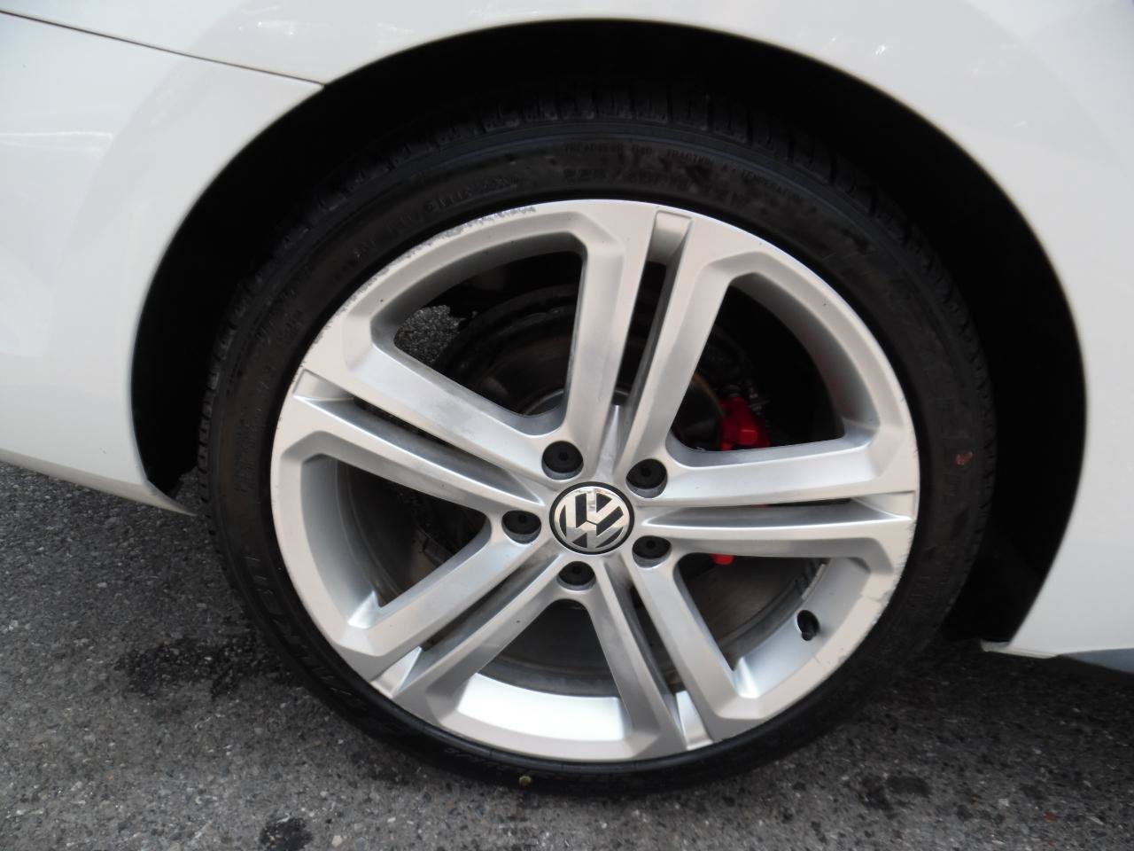 Used 2015 Volkswagen Jetta GLI SE FWD image 24