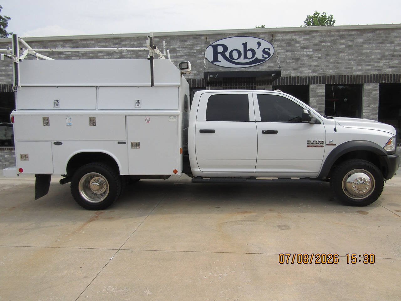 Used 2016 RAM 5500 Tradesman AWD/4WD image 2