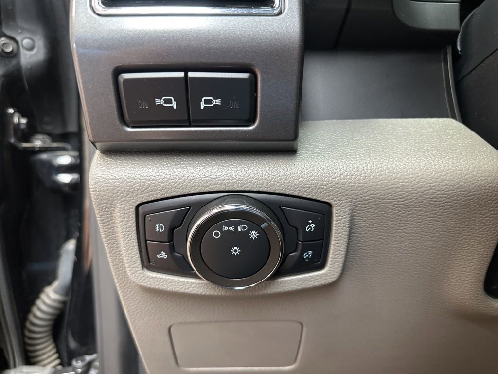 Used 2022 Ford F250 XLT w/ XLT Premium Package image 24