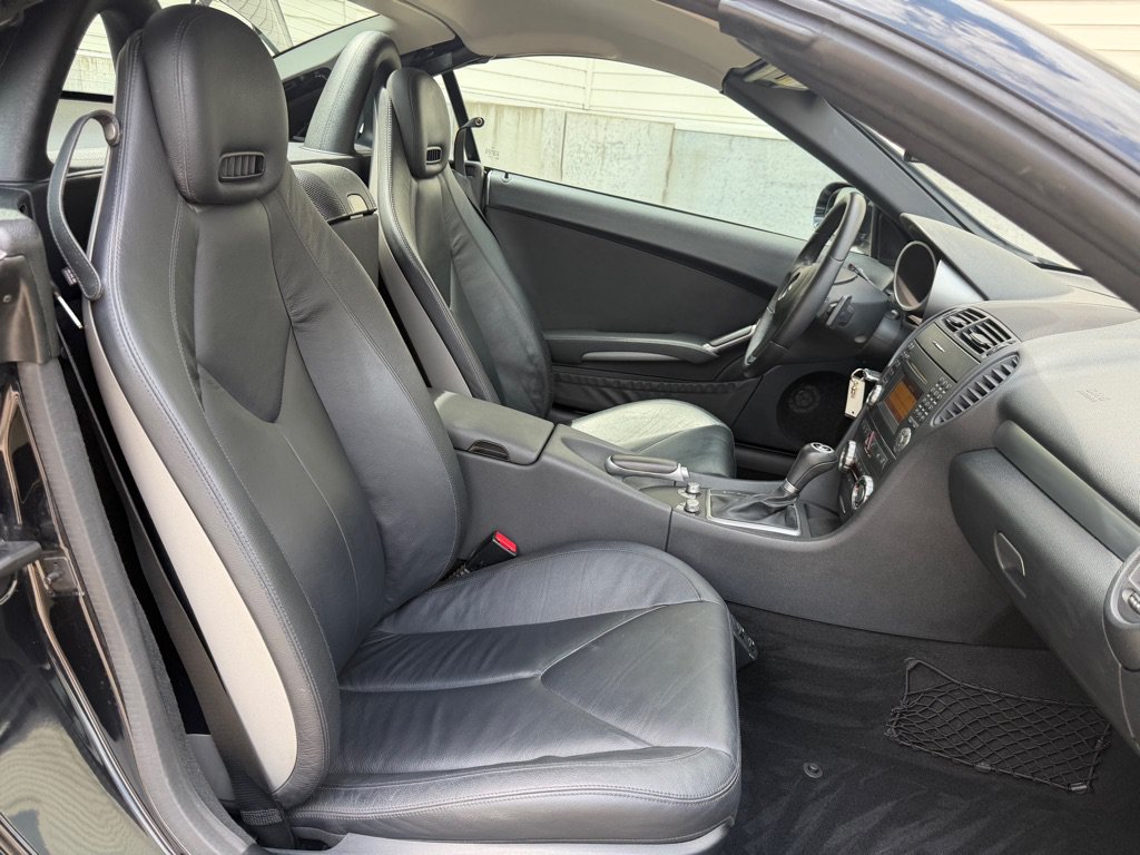 Used 2009 Mercedes-Benz SLK 300 image 28