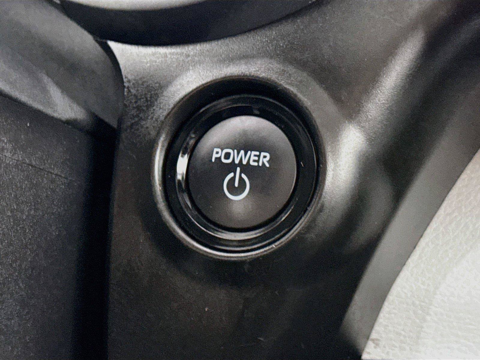 Certified 2026 Toyota Sienna XLE FWD image 22