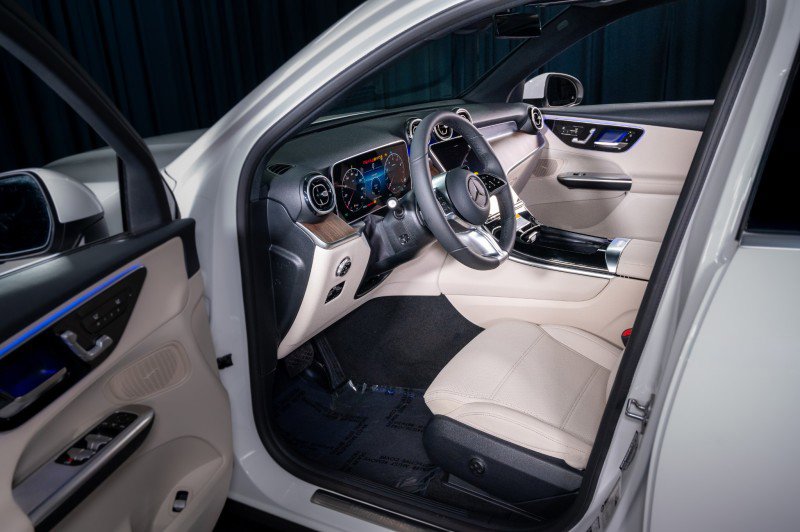 Certified 2026 Mercedes-Benz GLC 300 image 10