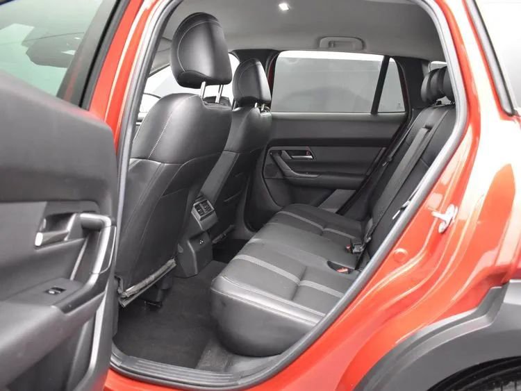 Used 2024 MAZDA CX-50 AWD 2.5 S w/ Preferred Package image 16