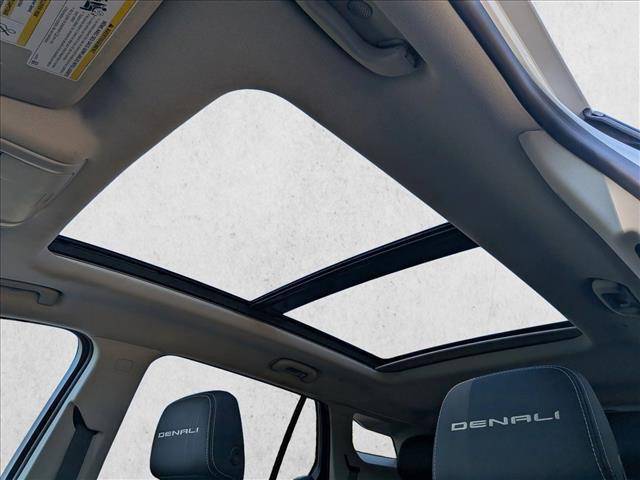 Used 2023 GMC Terrain Denali AWD/4WD image 16