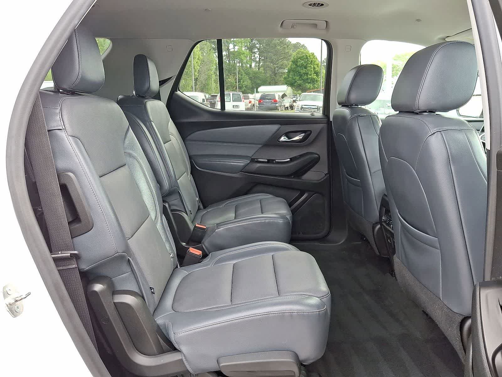 Used 2018 Chevrolet Traverse Premier image 33