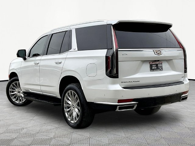 Used 2022 Cadillac Escalade Premium Luxury AWD/4WD image 7