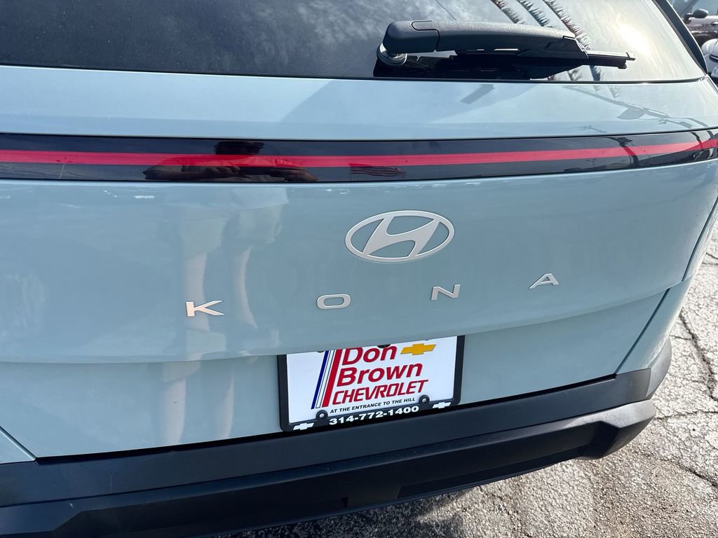 Used 2024 Hyundai Kona SEL image 32