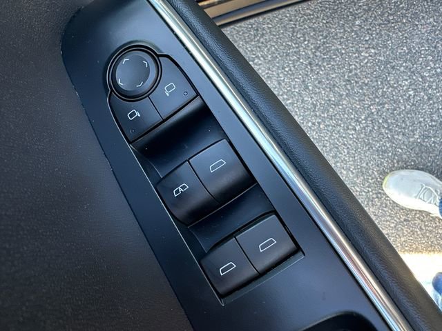 Used 2024 GMC Acadia Elevation w/ Black Edition image 26