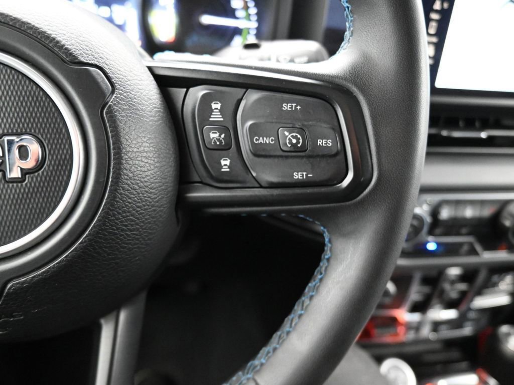 Used 2024 Jeep Wrangler Unlimited Rubicon 4xe w/ Technology Group image 26