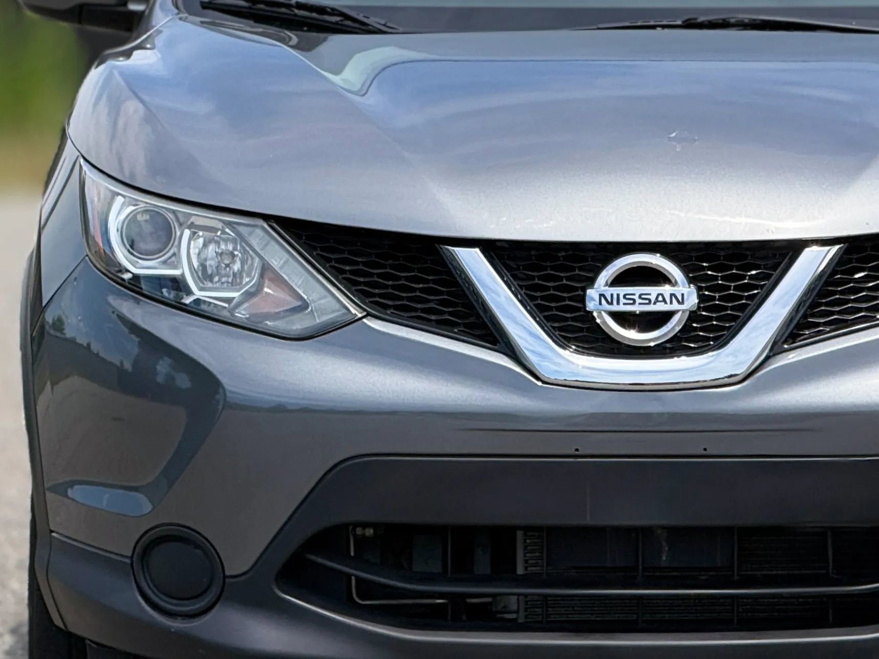 Used 2017 Nissan Rogue Sport SV AWD/4WD image 11