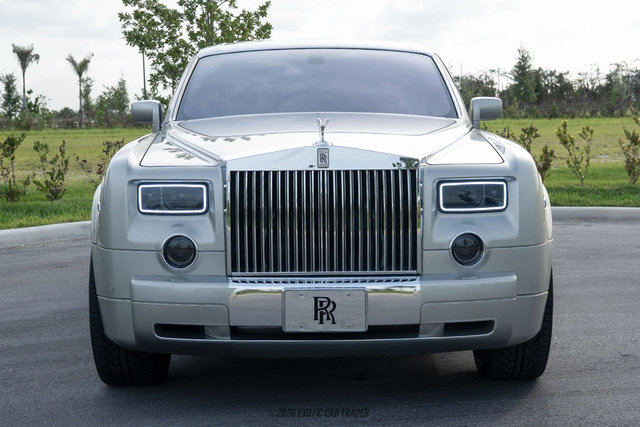 Used 2005 Rolls-Royce Phantom Sedan RWD image 13