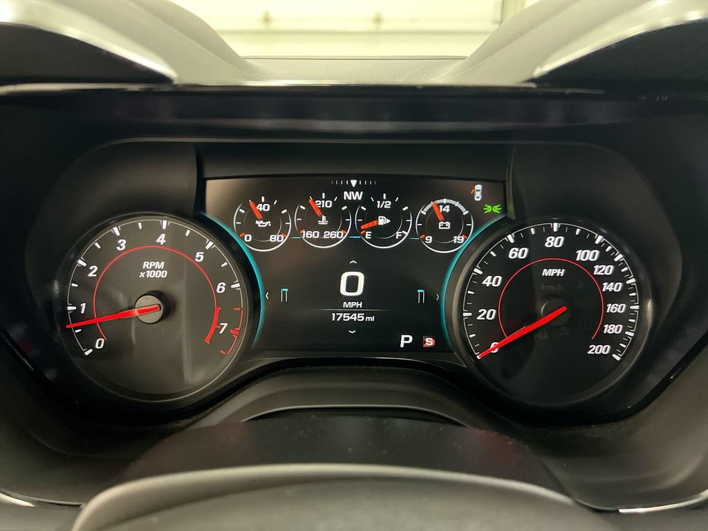 Used 2018 Chevrolet Camaro SS RWD image 12