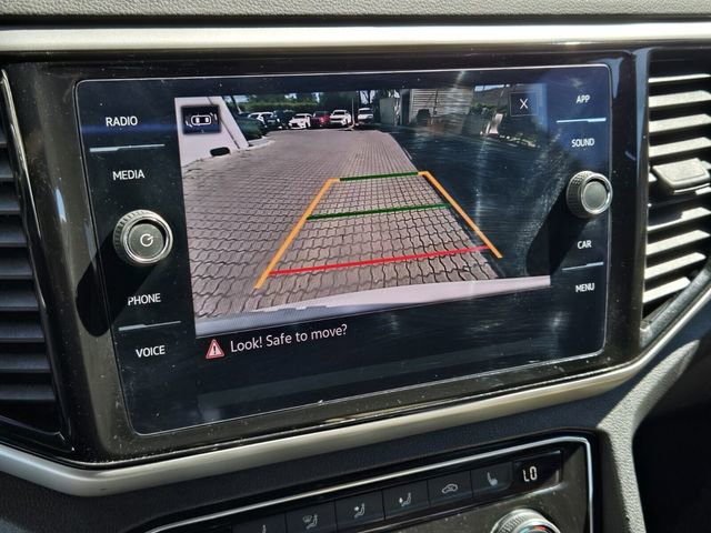 Certified 2023 Volkswagen Atlas Cross Sport SE FWD image 23
