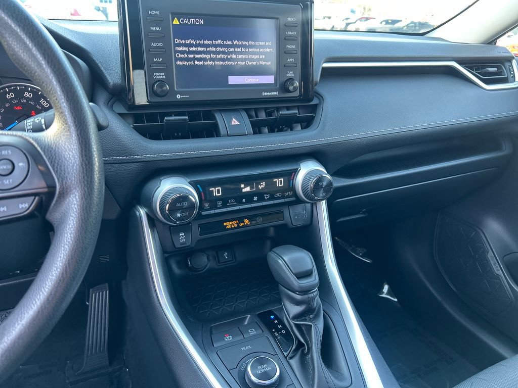 Certified 2022 Toyota RAV4 XLE w/ Convenience Package image 18