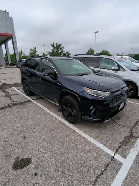 Certified 2019 Toyota RAV4 XSE w/ XSE Weather Package AWD/4WD image 4