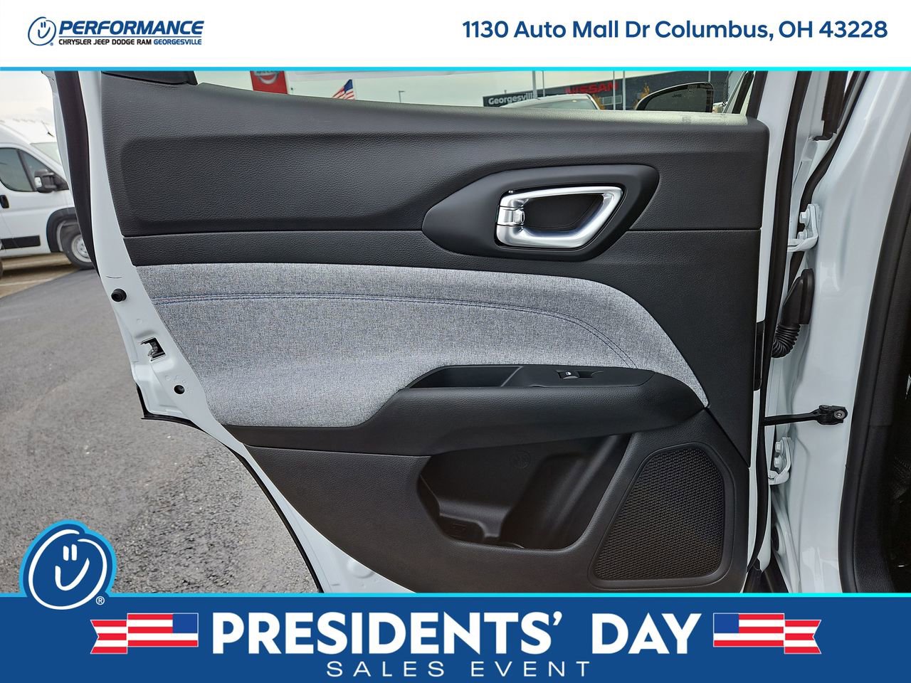 New 2026 Jeep Compass Latitude image 13