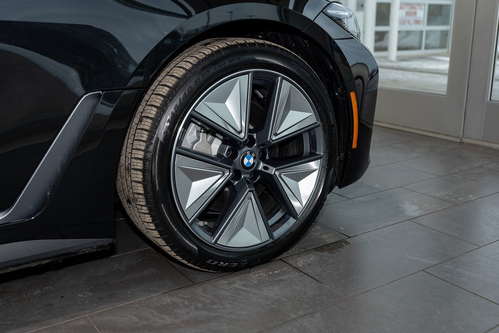 New 2026 BMW i4 xDrive40i w/ Premium Package AWD/4WD image 6