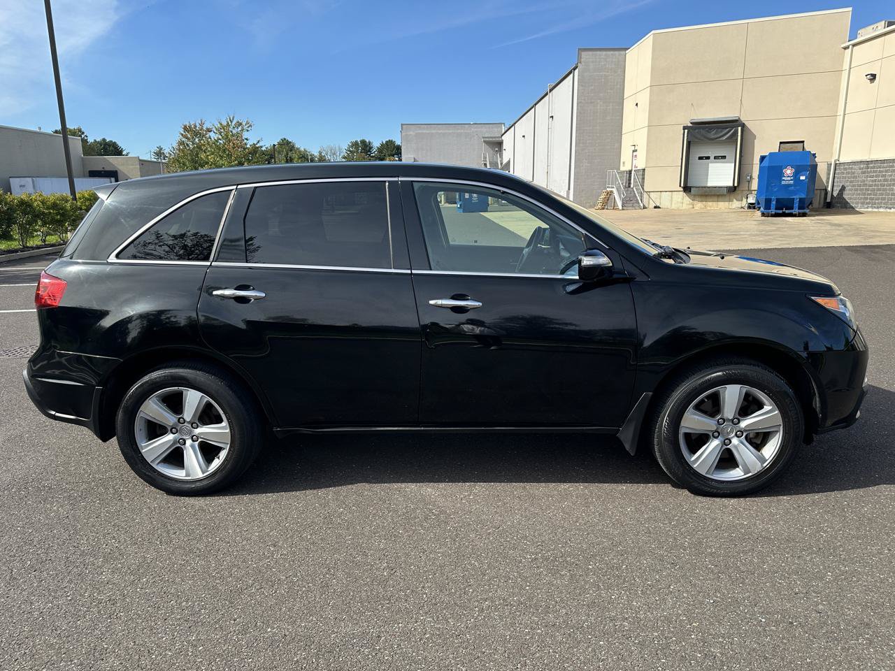 Used 2012 Acura MDX w/ Technology Package AWD/4WD image 4