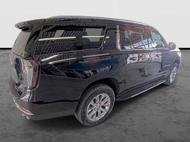 New 2026 Chevrolet Suburban Premier w/ Sun And Tow Package AWD/4WD image 14