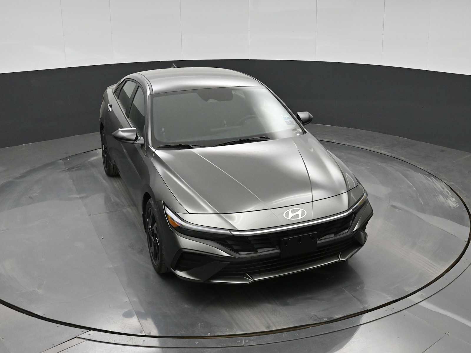 New 2026 Hyundai Elantra Sport FWD image 26