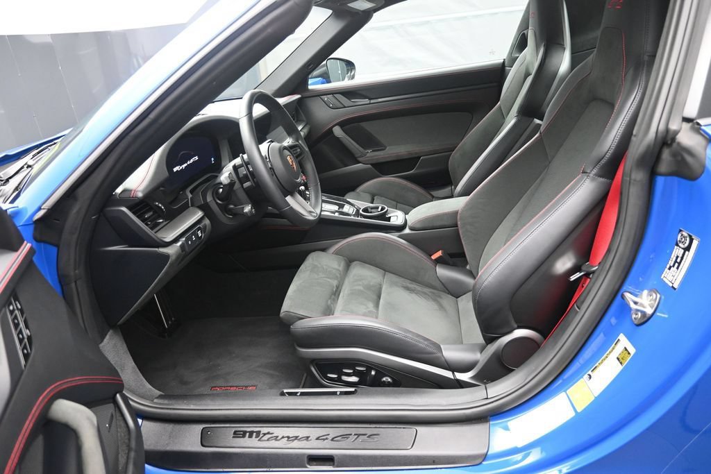 Used 2025 Porsche 911 Targa 4 GTS w/ Premium Package AWD/4WD image 6