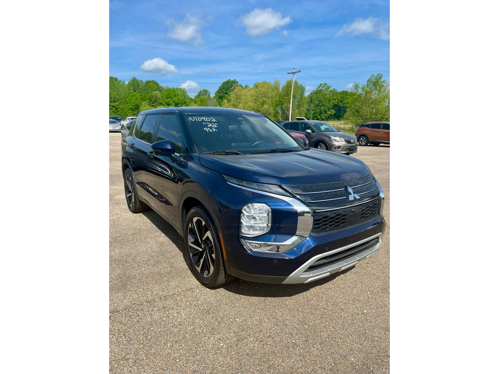 Used 2022 Mitsubishi Outlander SE FWD image 15