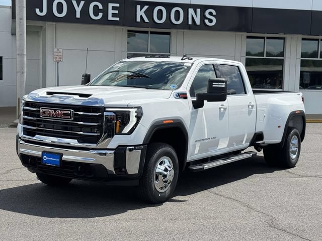 New 2026 GMC Sierra 3500 SLE w/ Preferred Package AWD/4WD image 4