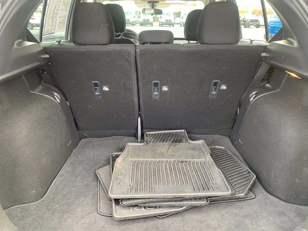 Used 2024 Nissan Kicks S image 35