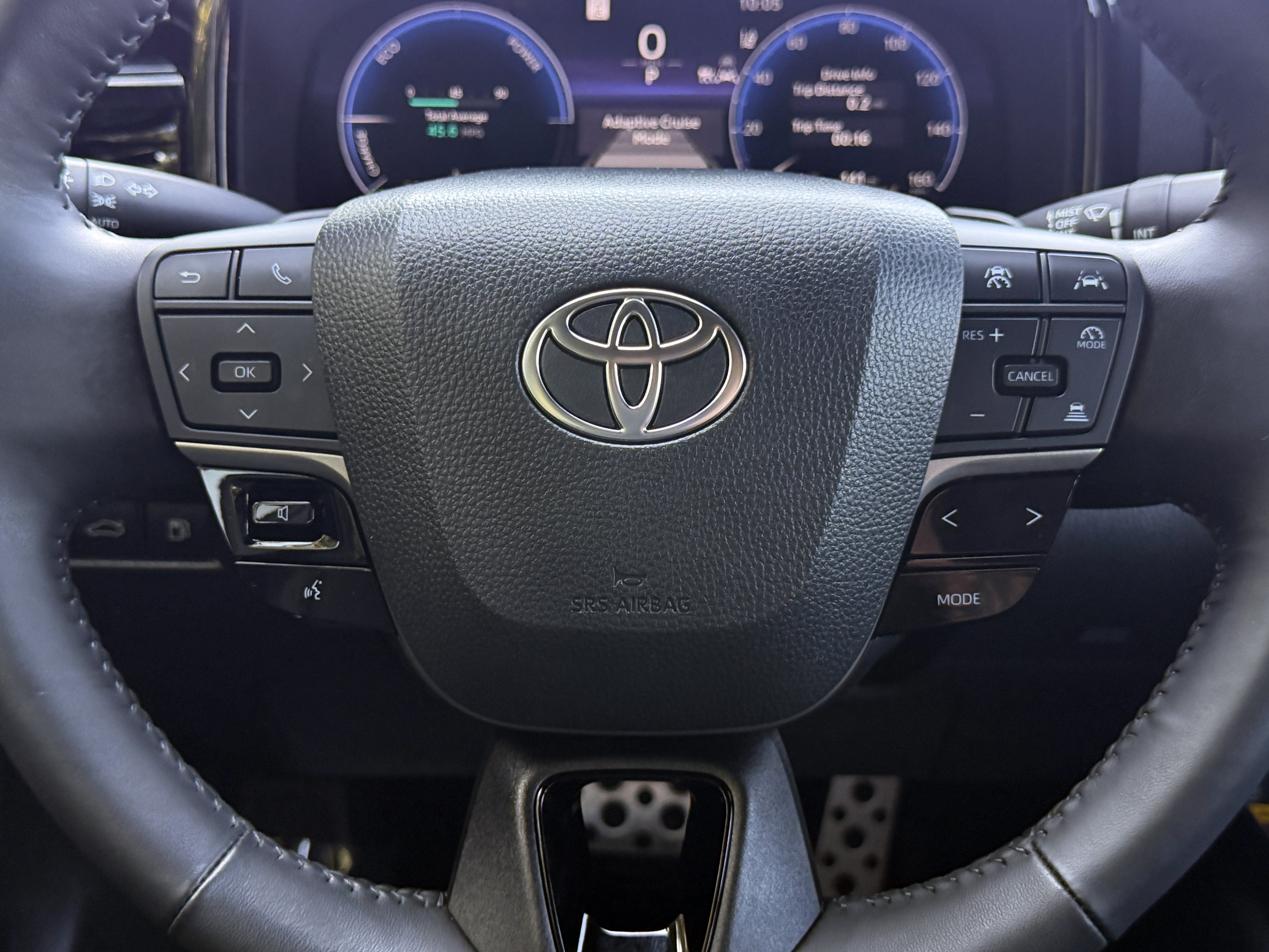 Used 2025 Toyota Camry XSE FWD image 35
