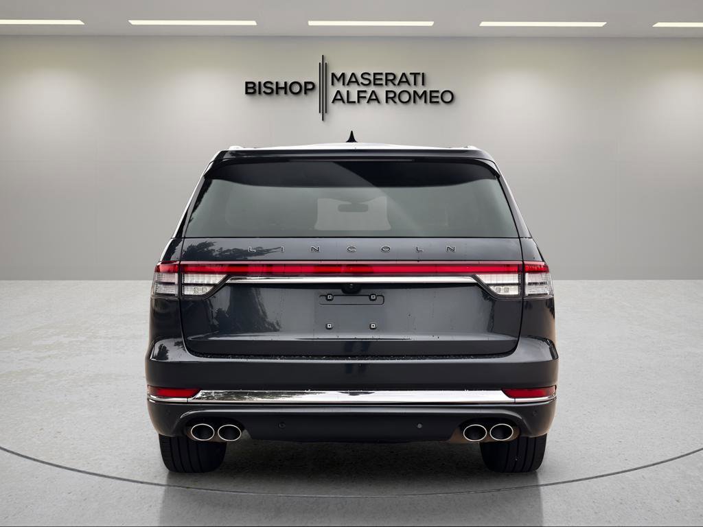 Used 2023 Lincoln Aviator Black Label Grand Touring AWD/4WD image 4