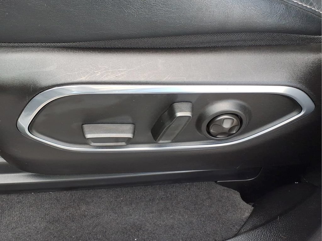 Used 2024 Jeep Wagoneer Series II w/ Flexible Seating Group AWD/4WD image 17